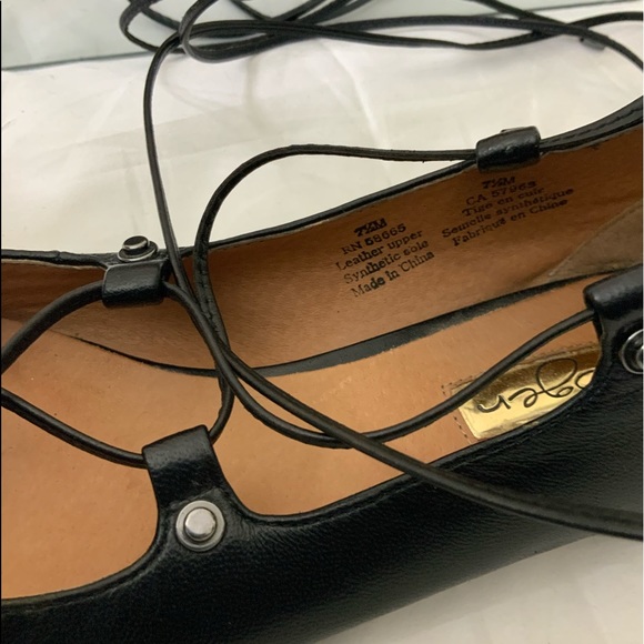 Halogen Owen Pointy Toe Black Leather Lace-Up Flat - Picture 9 of 10